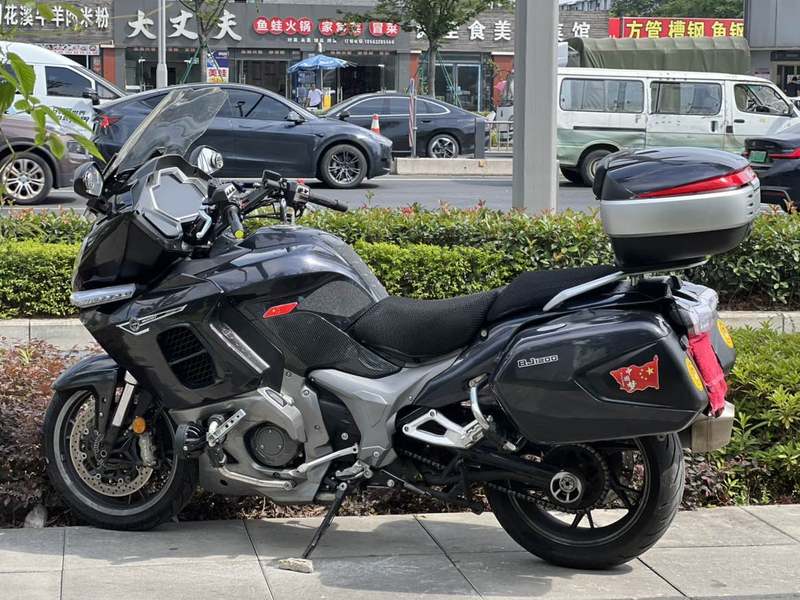 二手贝纳利1200GT