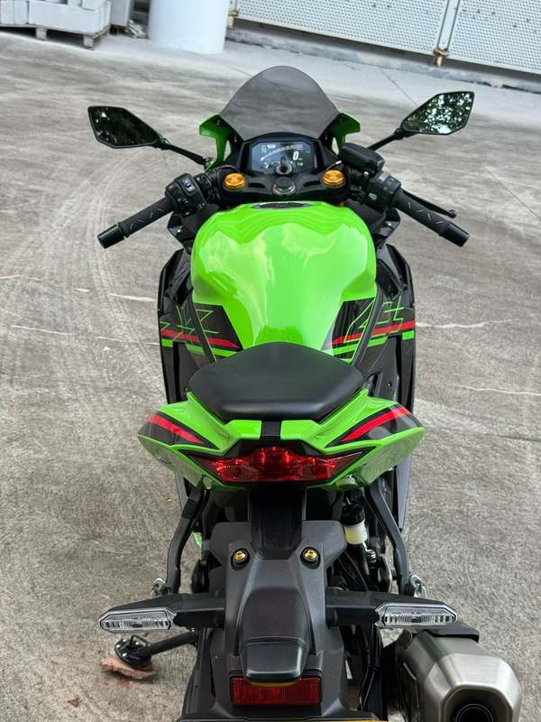 二手川崎ZX-4R