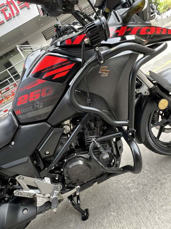二手豪爵铃木DL250