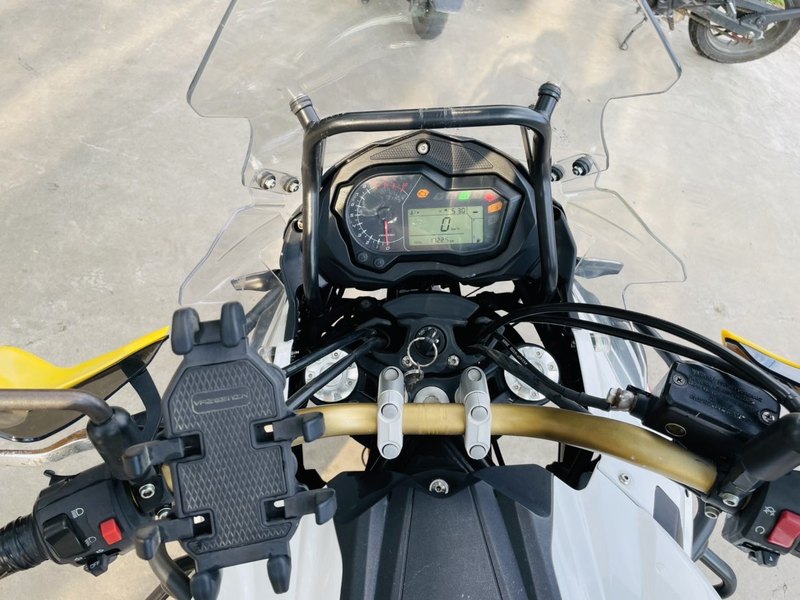 二手贝纳利金鹏 TRK502