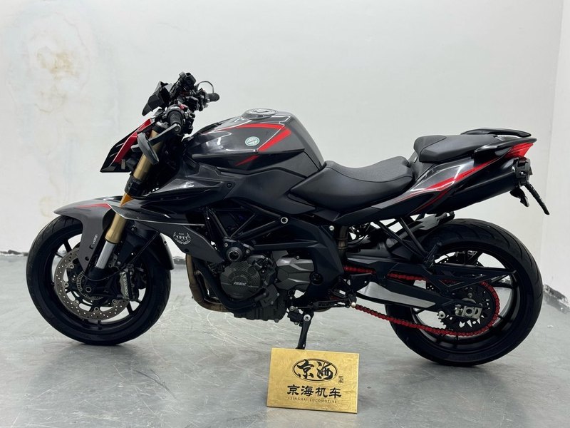 二手贝纳利TNT600i