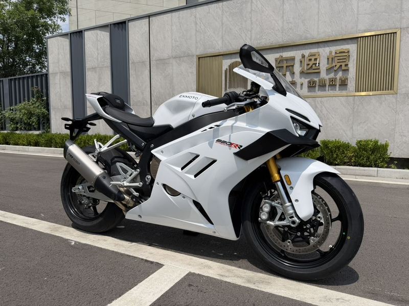 二手张雪机车820RR