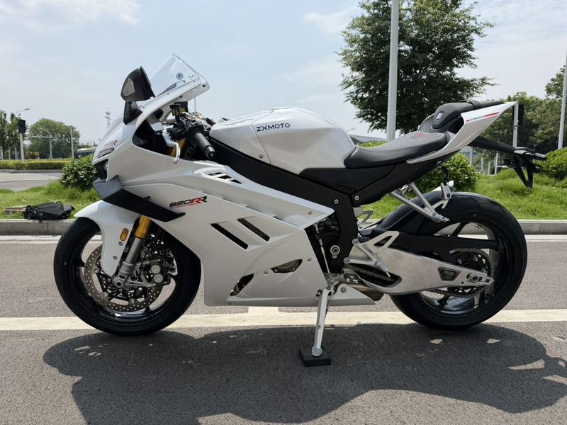 二手张雪机车820RR