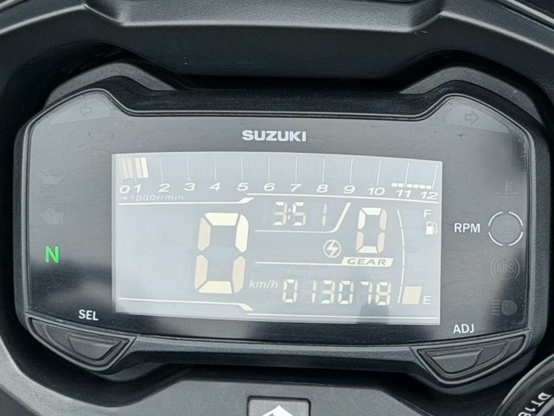 二手豪爵铃木GSX250R