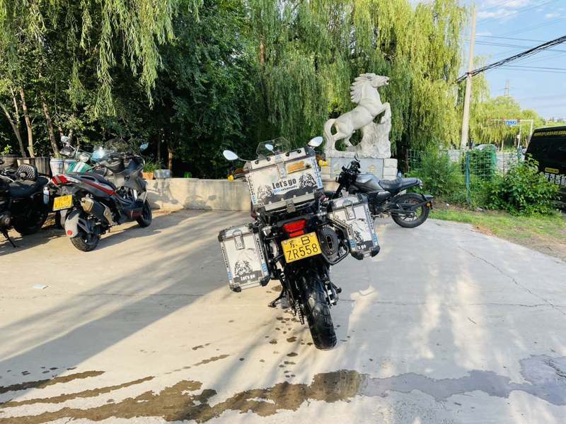 二手贝纳利金鹏 TRK502