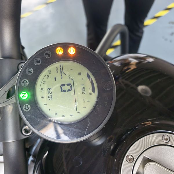 二手QJMOTOR闪300