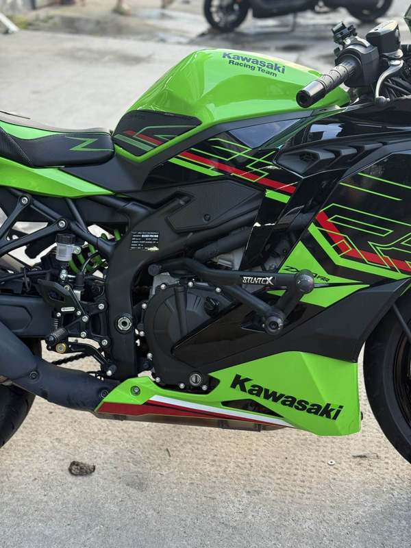 二手川崎ZX-4R