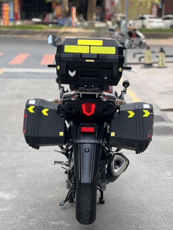 二手豪爵铃木DL250