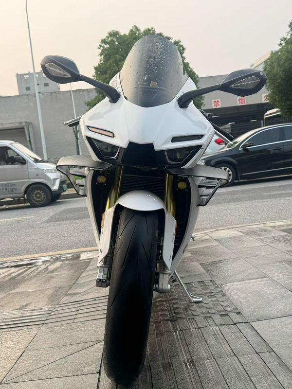 二手张雪机车500RR