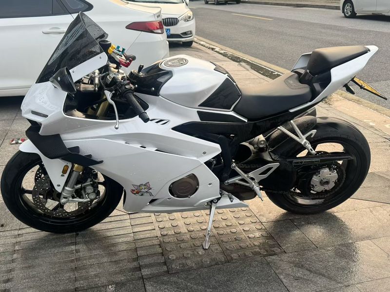 二手张雪机车500RR