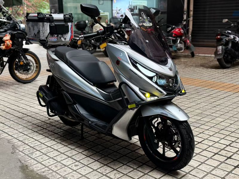 二手豪爵UHR150