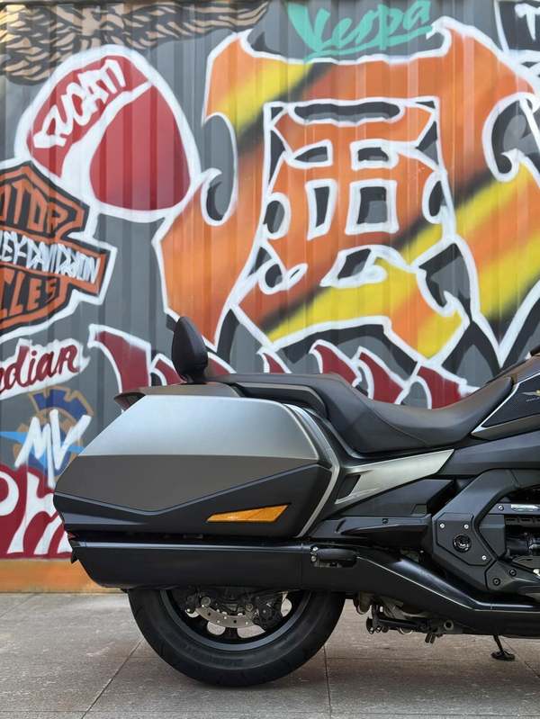 二手本田Gold Wing GL 1800 F6B