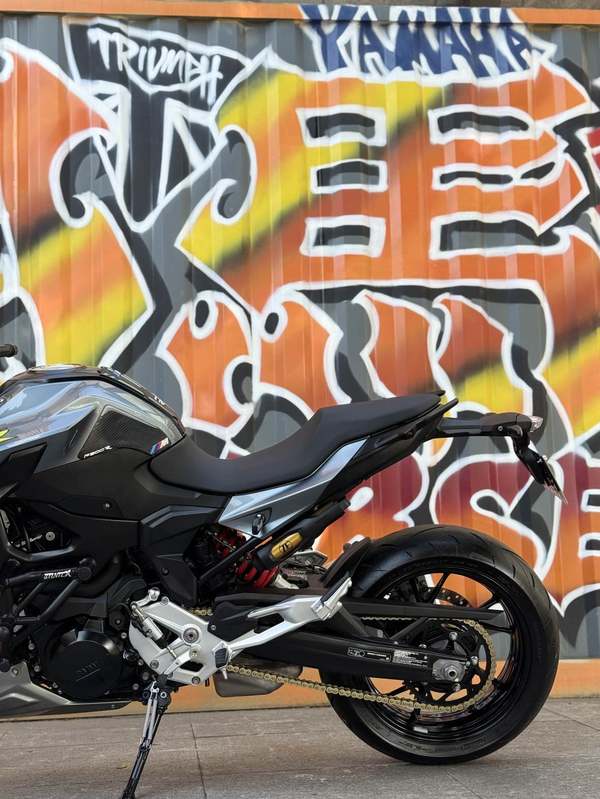 二手宝马F 900 R