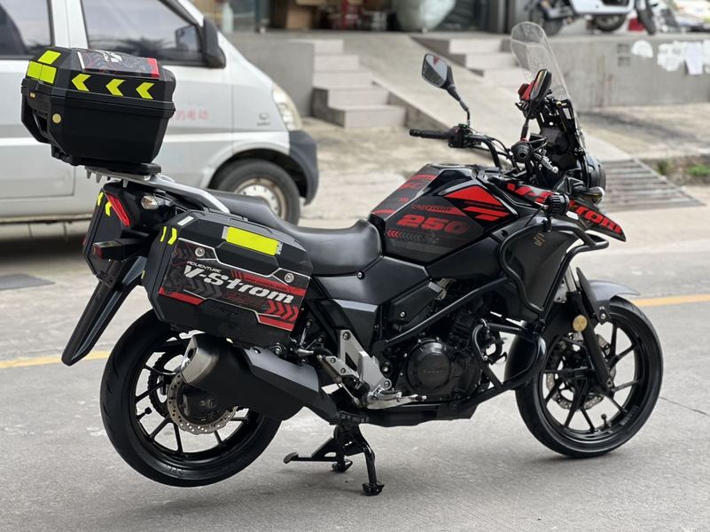 二手豪爵铃木DL250