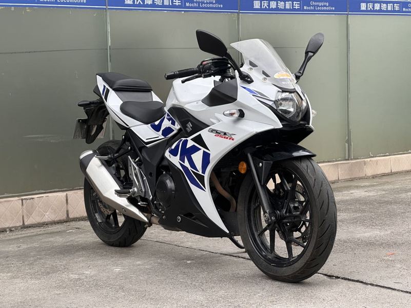 二手豪爵铃木GSX250R