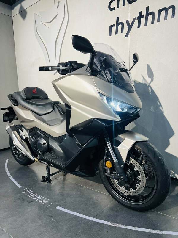 二手本田NSS750