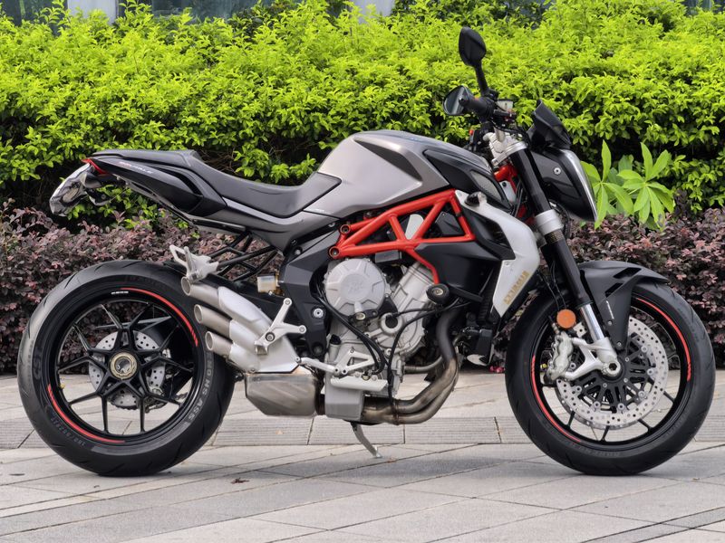 二手奥古斯塔Dragster 800