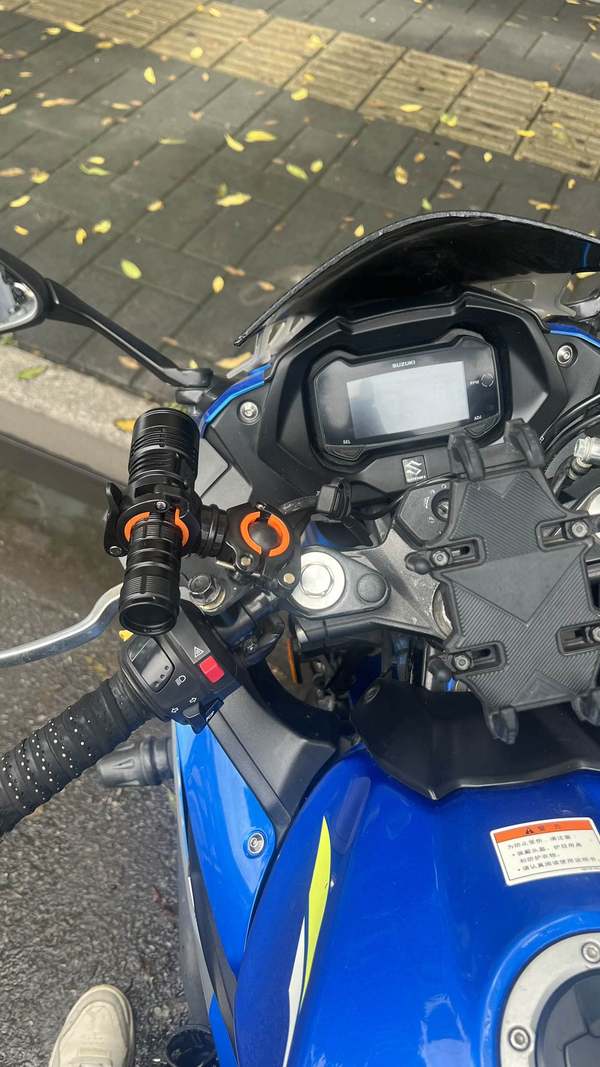 二手豪爵铃木GSX250R