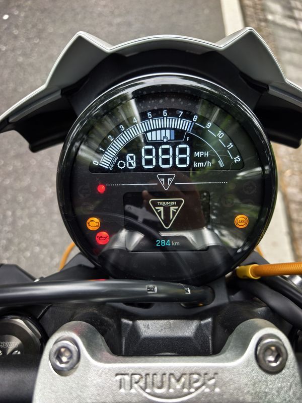二手凯旋Trident 800