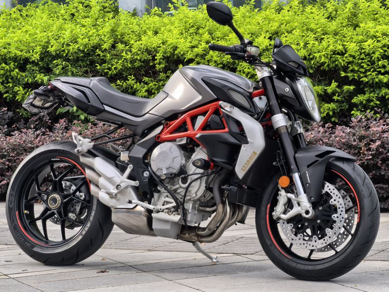 二手奥古斯塔Dragster 800