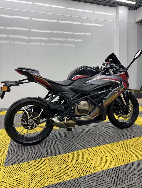 二手QJMOTOR赛400