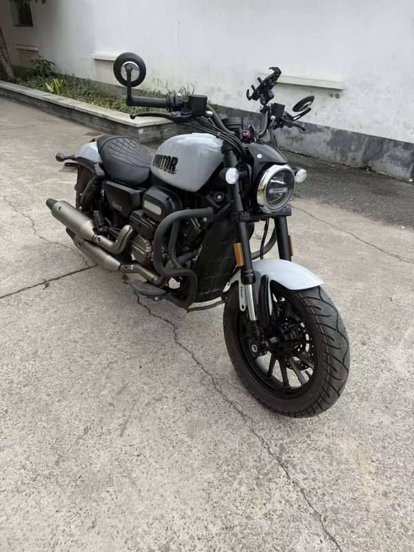 二手QJMOTOR闪300