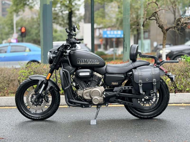 二手QJMOTOR闪300