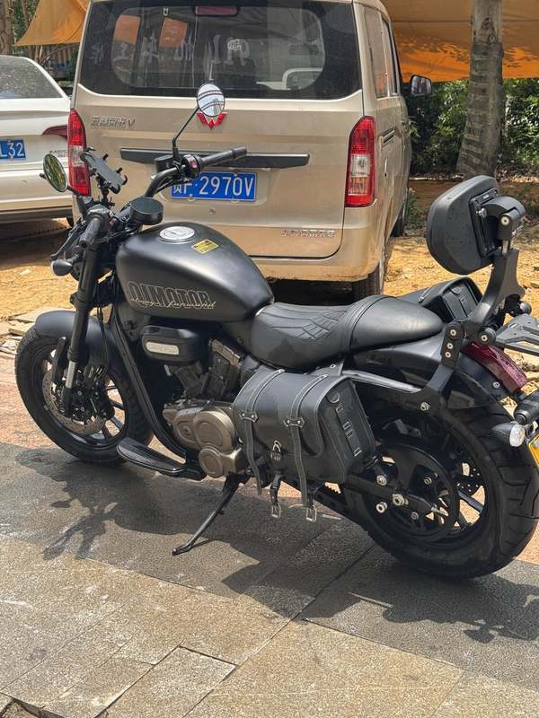 二手QJMOTOR闪300