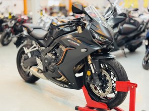 二手本田CBR650R