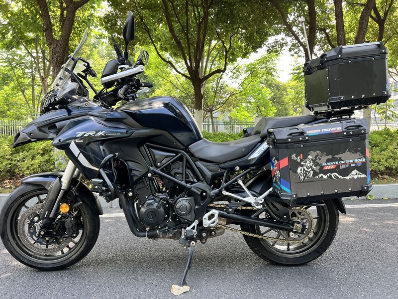 二手贝纳利金鹏 TRK502