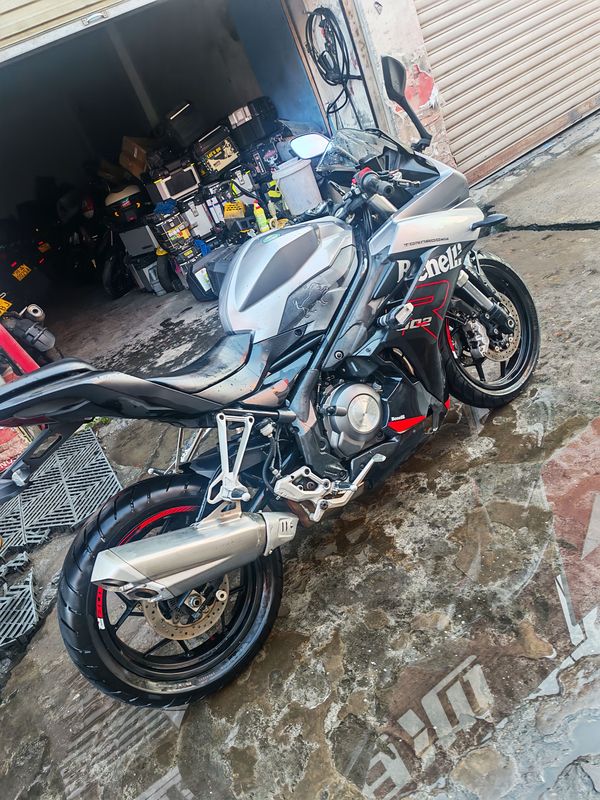 二手贝纳利龙卷风 Tornado 302R