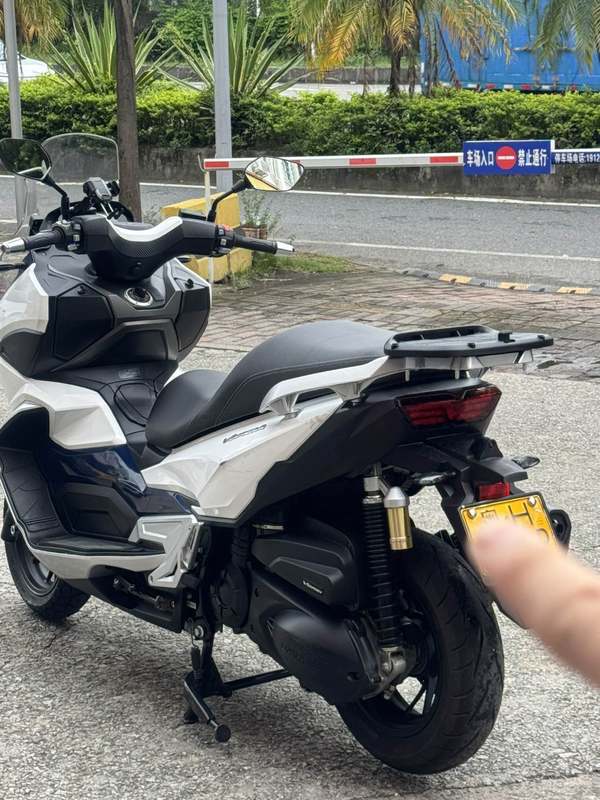 二手大阳V锐 ADV350