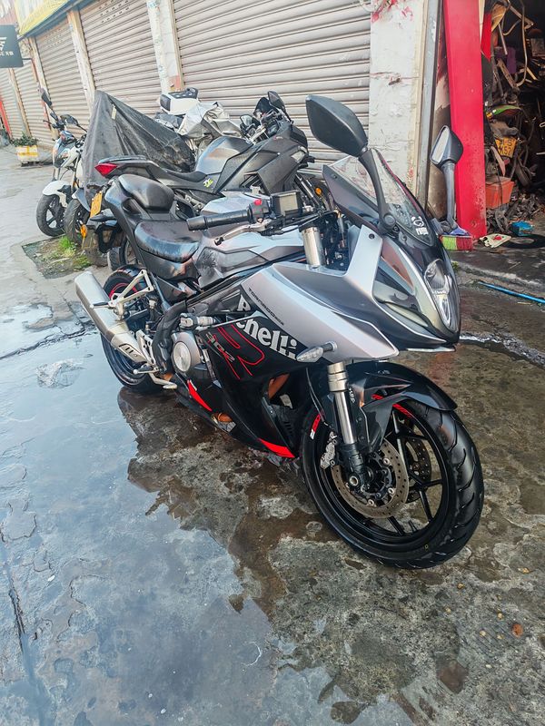 二手贝纳利龙卷风 Tornado 302R