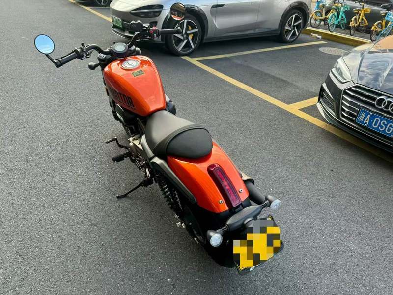 二手QJMOTOR闪300