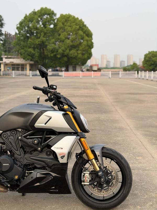 二手杜卡迪Diavel 