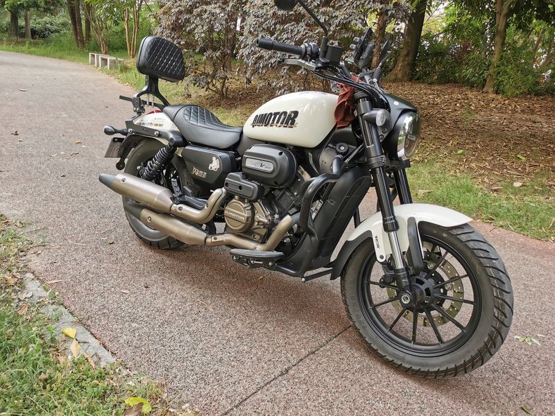 二手QJMOTOR闪300