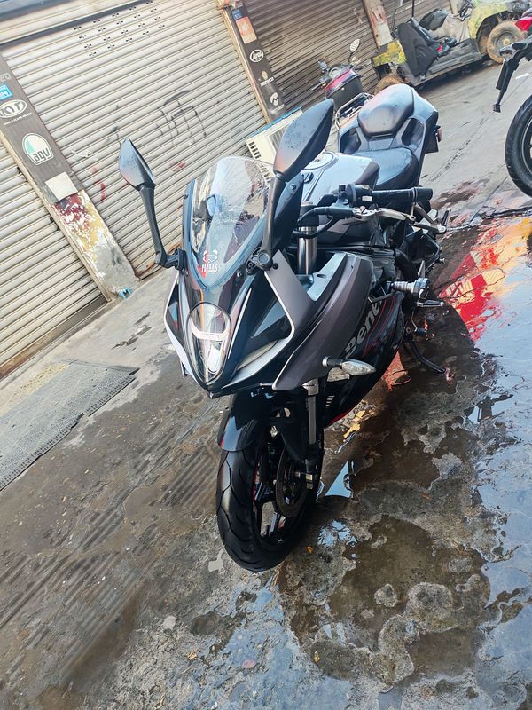 二手贝纳利龙卷风 Tornado 302R