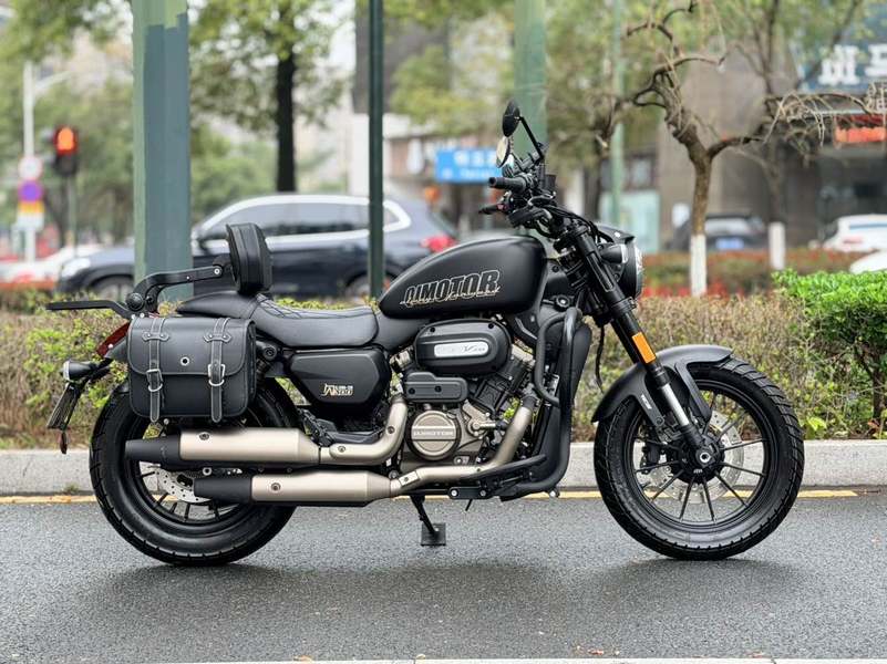 二手QJMOTOR闪300