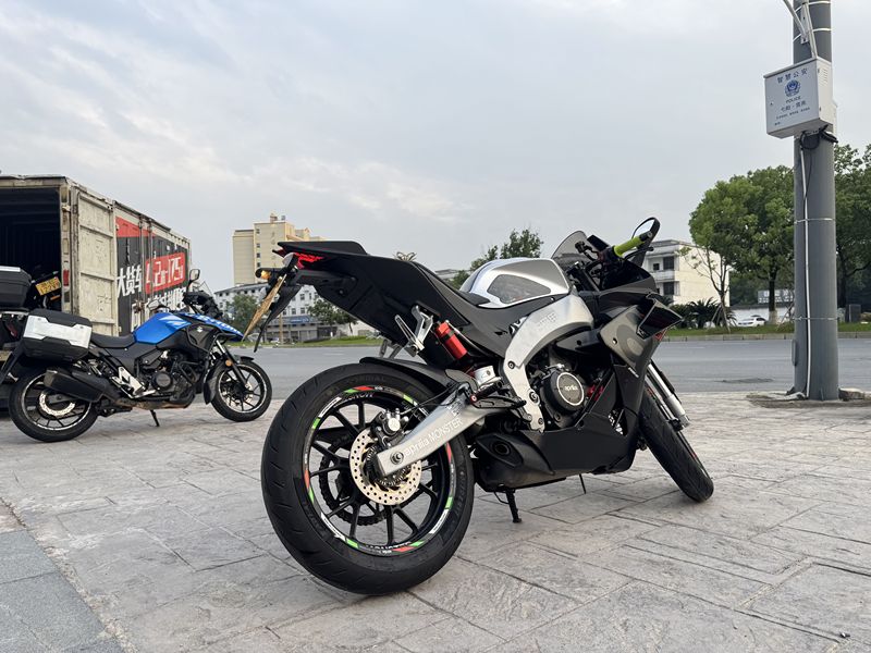 二手宗申阿普利亚GPR250R