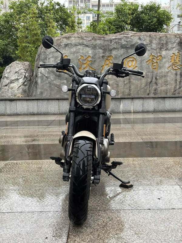 二手QJMOTOR闪300