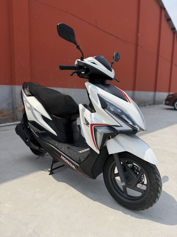 二手新大洲本田裂行 RX125Fi