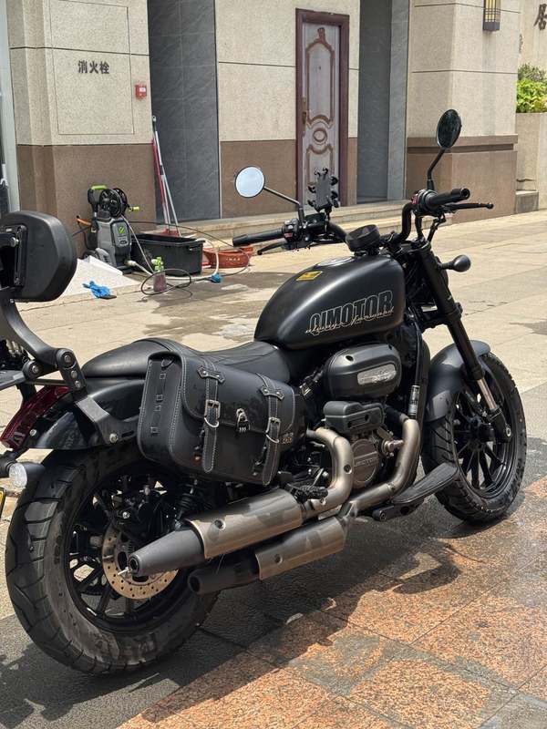 二手QJMOTOR闪300