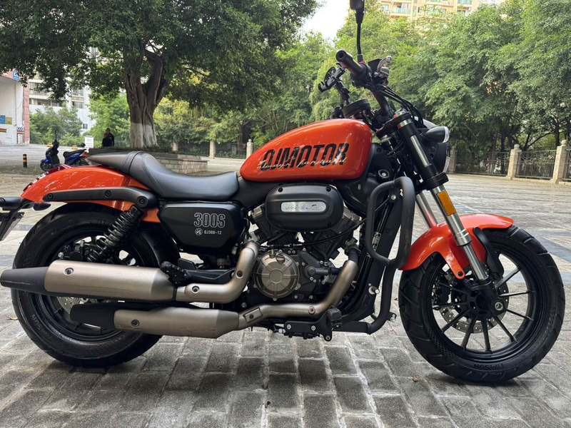 二手QJMOTOR闪300