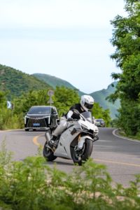 二手张雪机车820RR