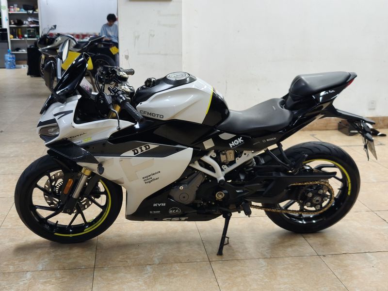 二手春风250SR