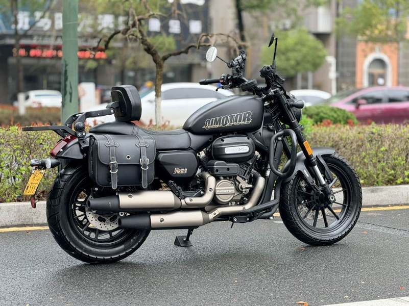 二手QJMOTOR闪300