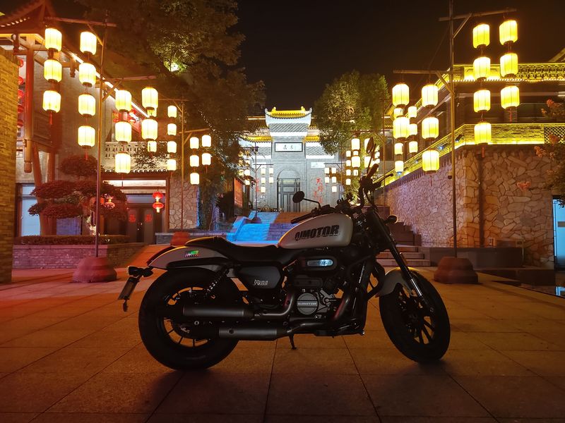 二手QJMOTOR闪300