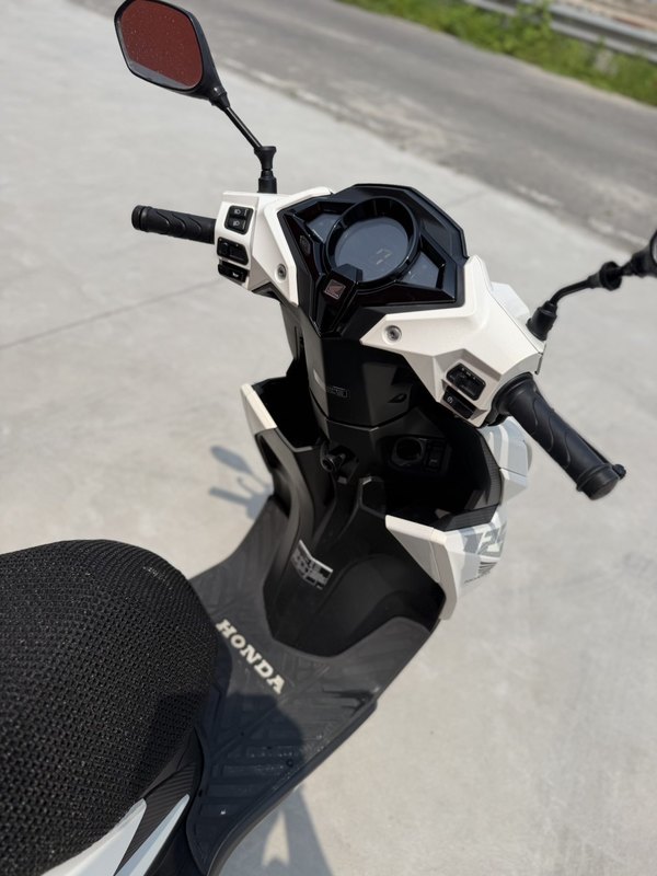 二手新大洲本田裂行 RX125Fi