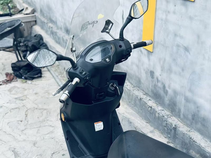 二手豪爵UCR125