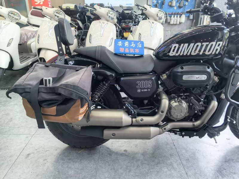 二手QJMOTOR闪300